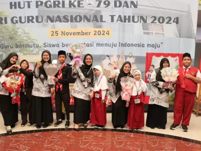 HUT PGRI 50