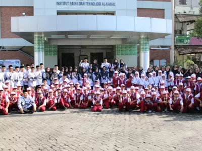 HUT PGRI 23