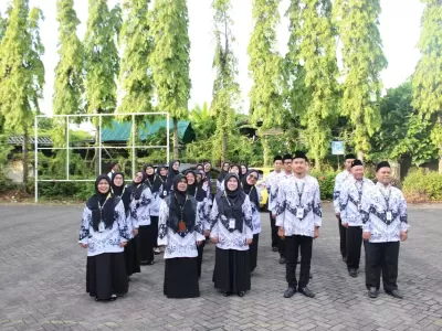 HUT PGRI 1