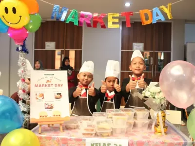 Market Day 2_18