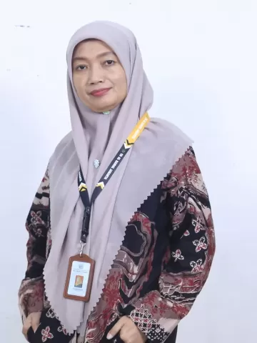 1. Luluk Mulyaningsih