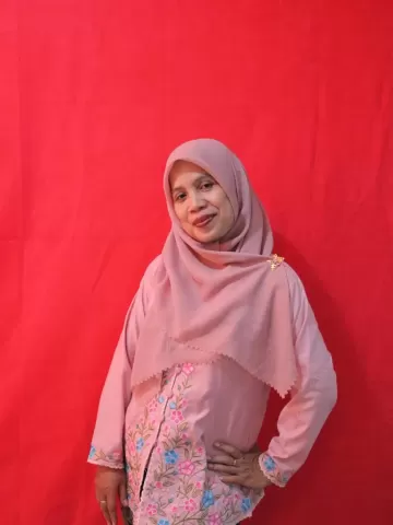 2. Binti Roazah, S.Ag., S.Pd