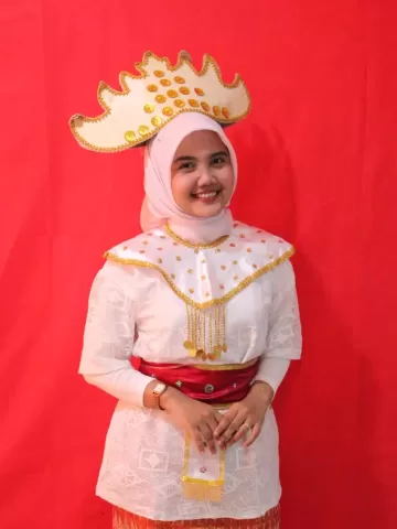 Tia Rahmania, S.Pd