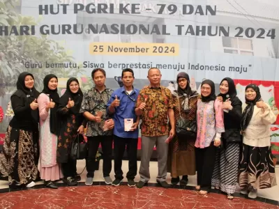 HUT PGRI 53